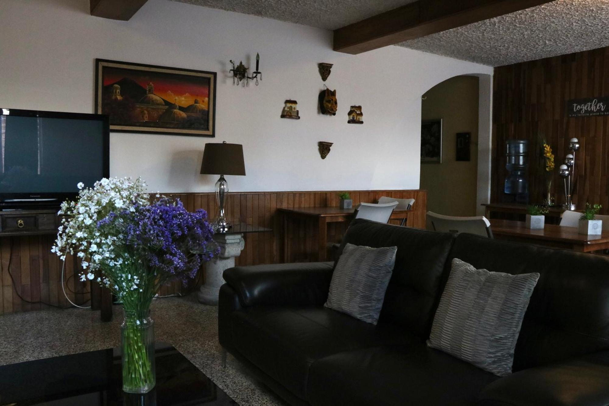 Hostal Los Volcanes Guatemala Exterior foto